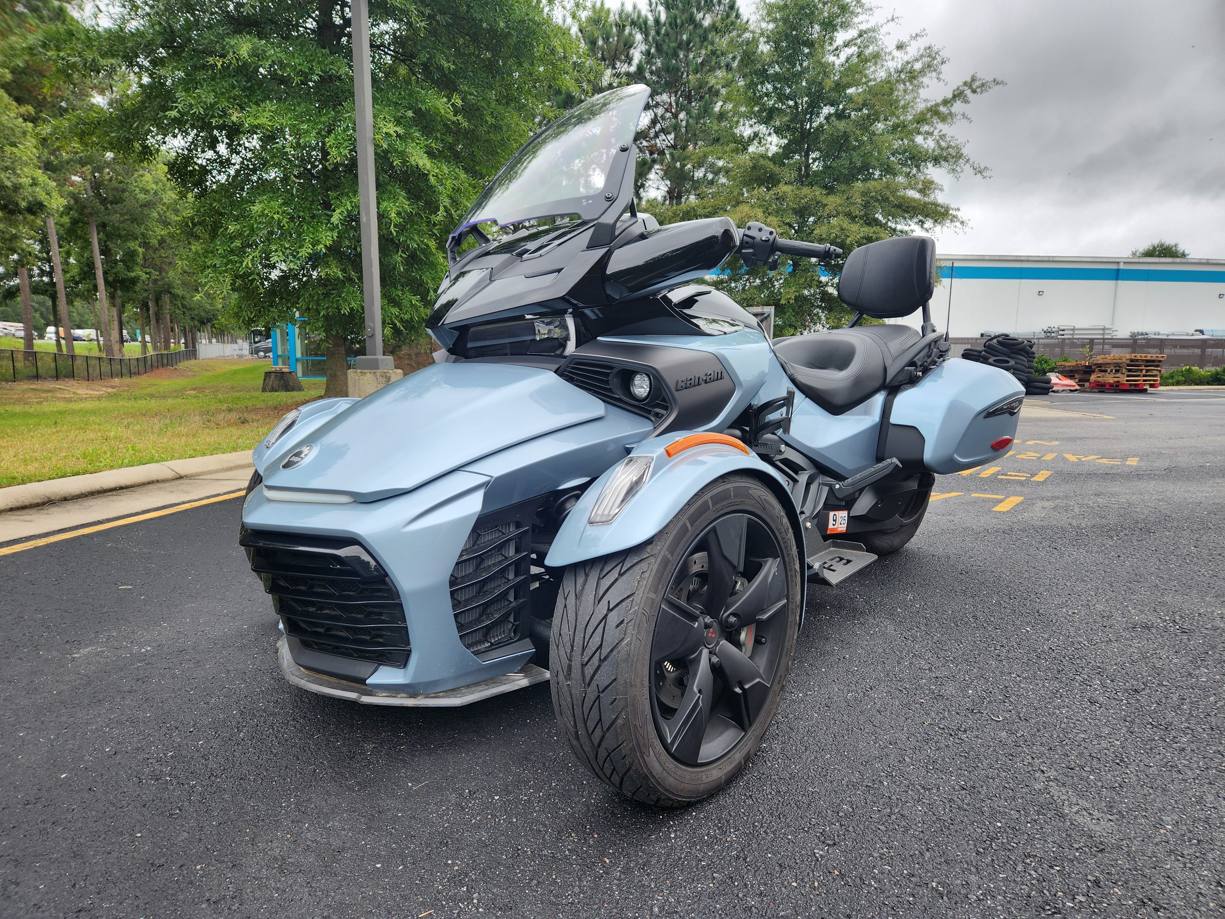 2022 CANAM SPYDER F3 LIMITED at Richmond Harley-Davidson