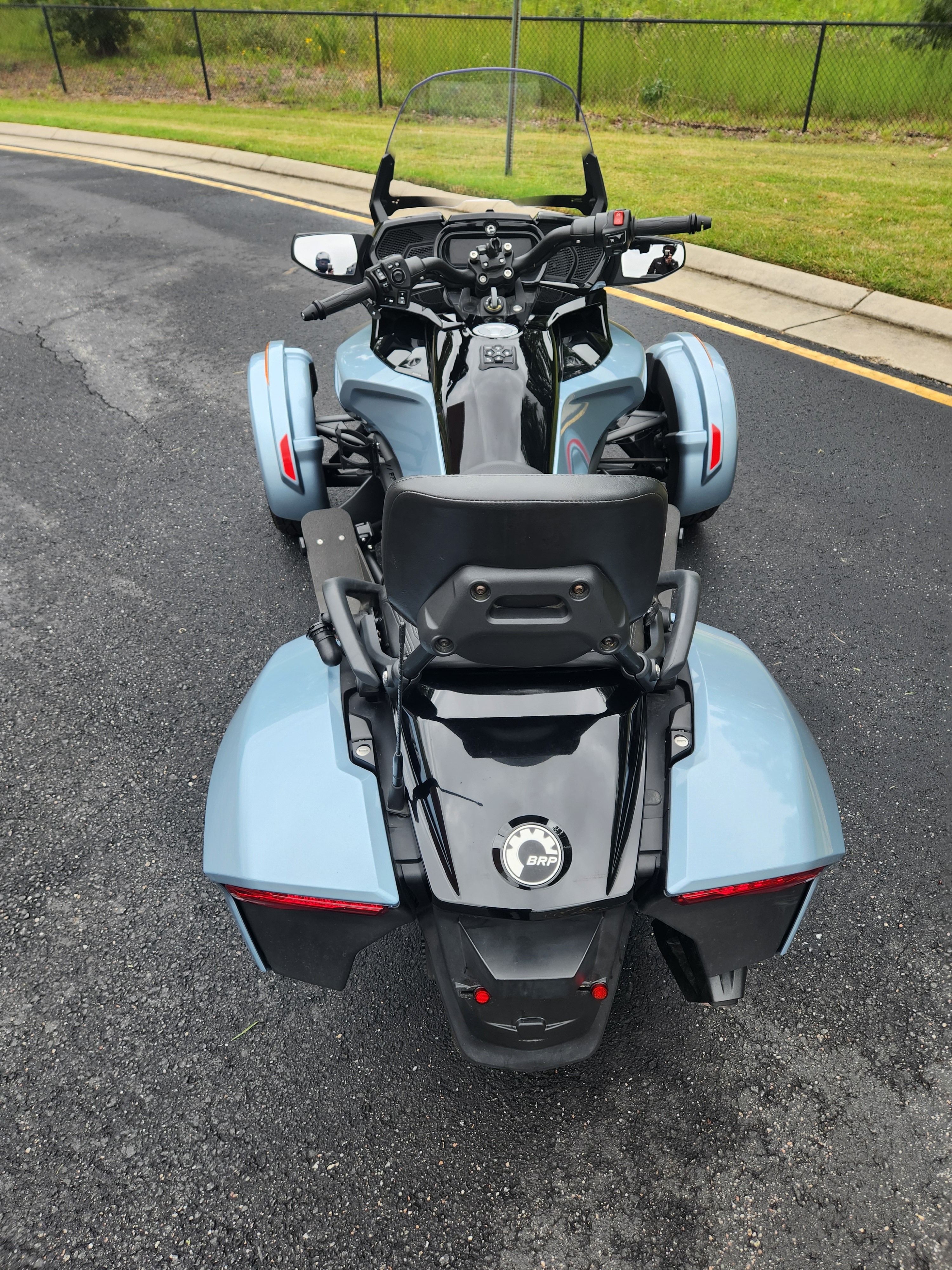 2022 CANAM SPYDER F3 LIMITED at Richmond Harley-Davidson