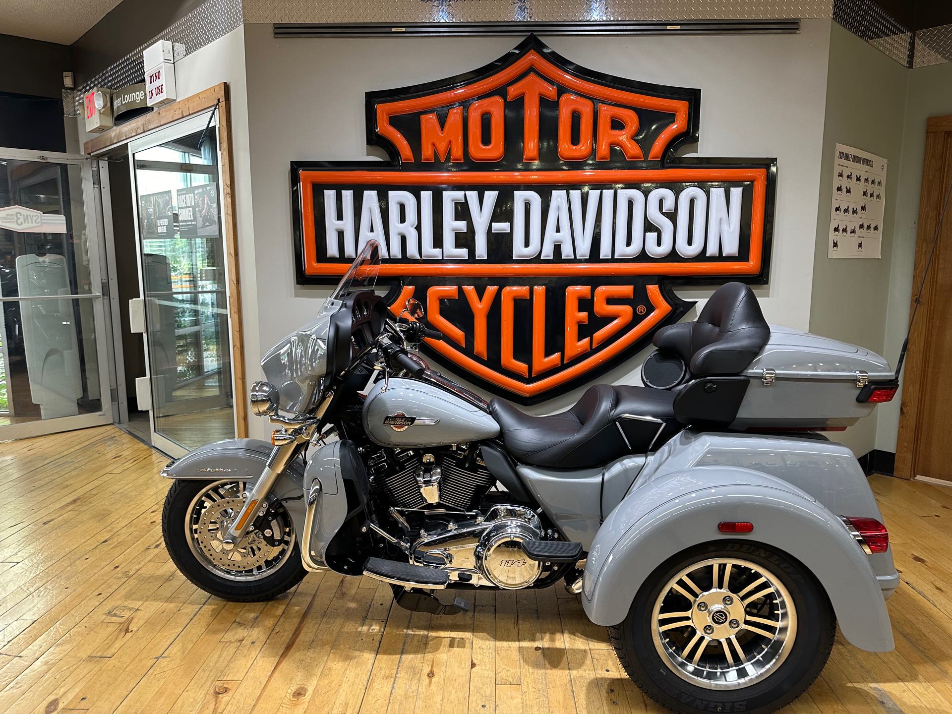 2024 Harley-Davidson Trike Tri Glide Ultra at Zips 45th Parallel Harley-Davidson