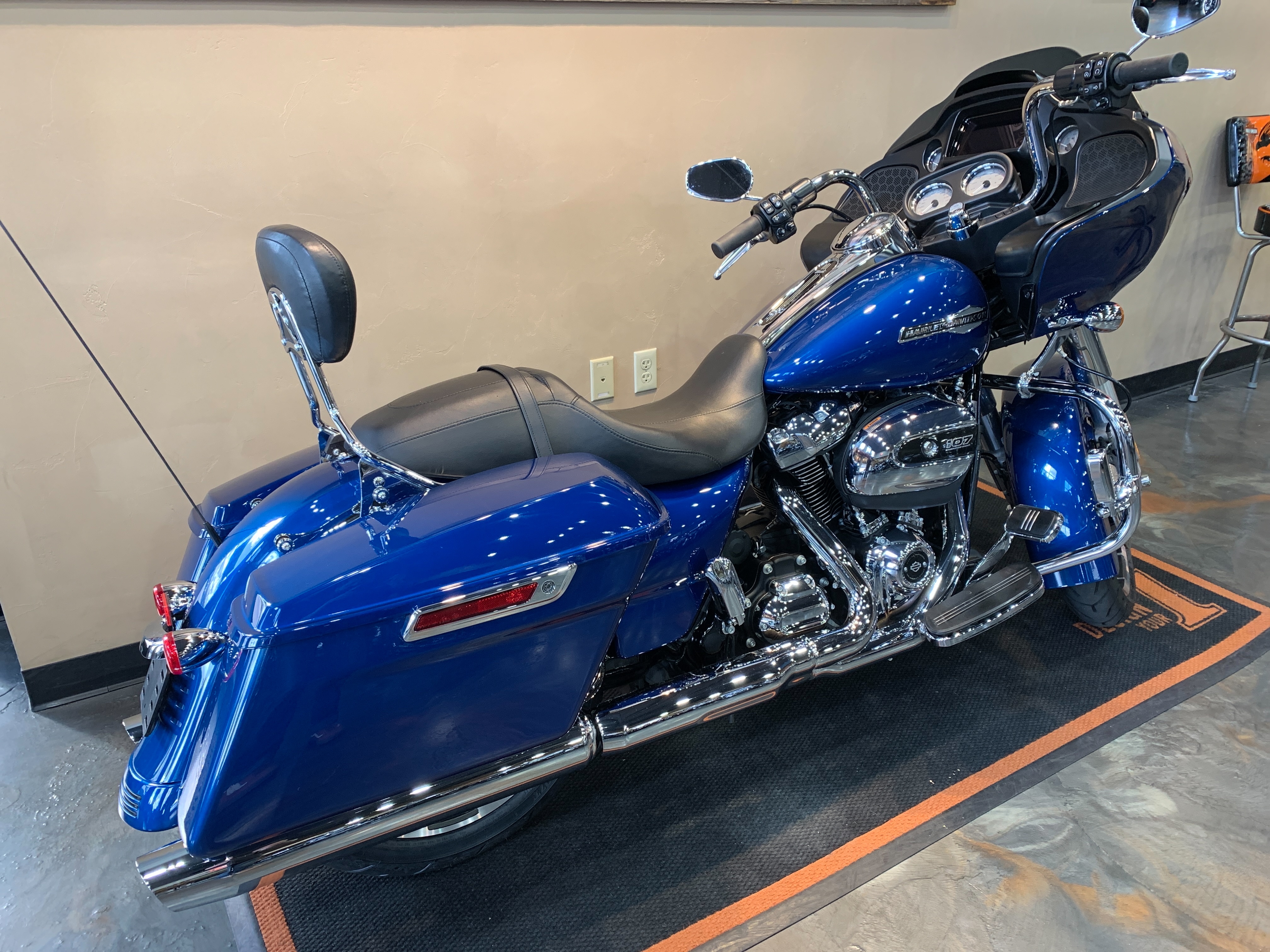 2022 Harley-Davidson Road Glide Base at Vandervest Harley-Davidson, Green Bay, WI 54303