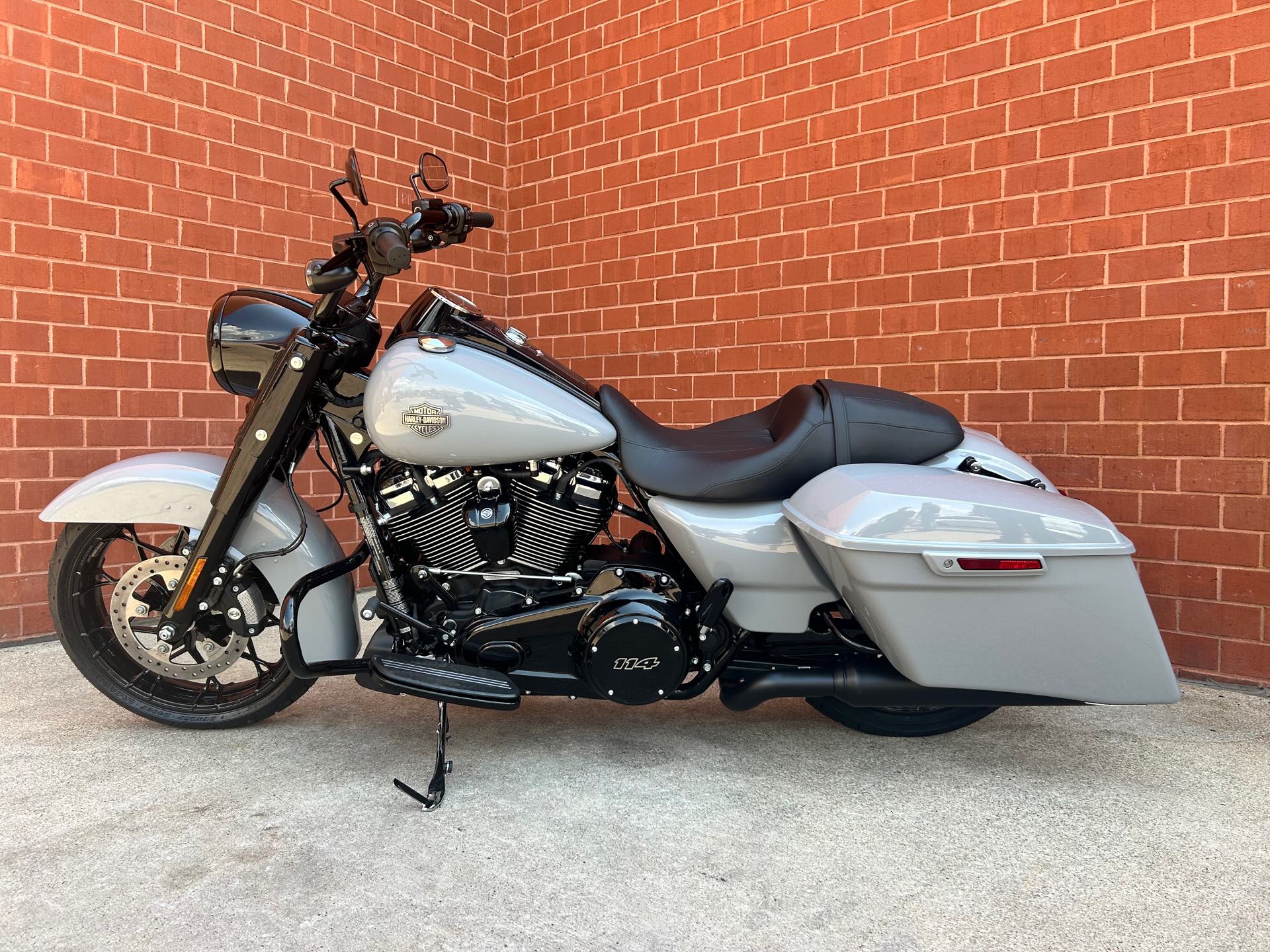 2024 Harley-Davidson Road King Special at Arsenal Harley-Davidson