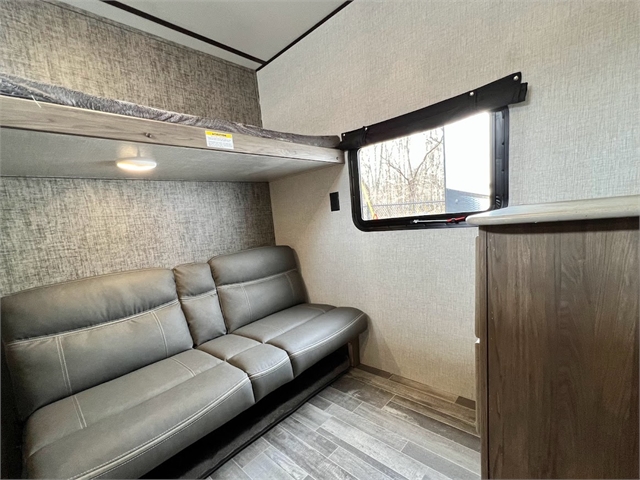 2022 CrossRoads Zinger ZR290KB at Lee's Country RV