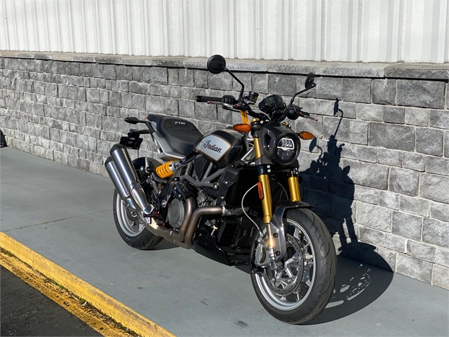 2023 Indian Motorcycle FTR R Carbon at Lynnwood Motoplex, Lynnwood, WA 98037