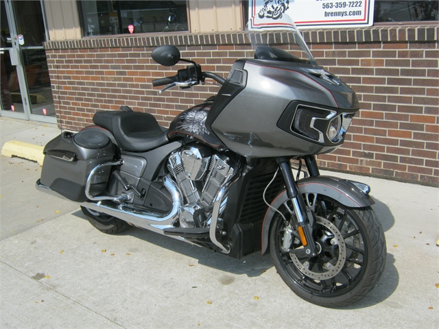 2020 Indian Motorcycle Challenger at Brenny's Motorcycle Clinic, Bettendorf, IA 52722