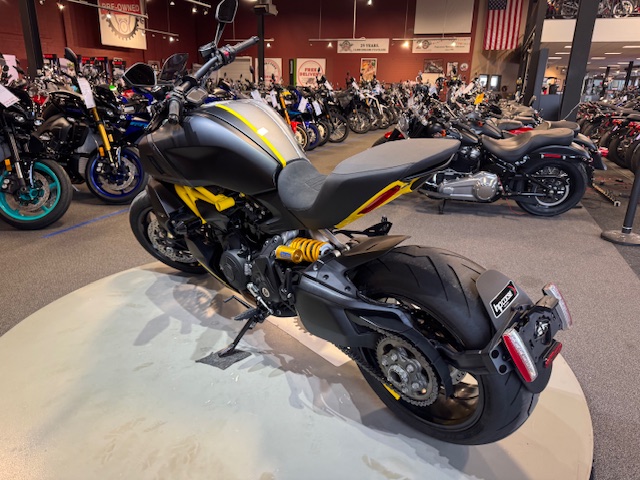 2023 Ducati Diavel 1260 S at Martin Moto