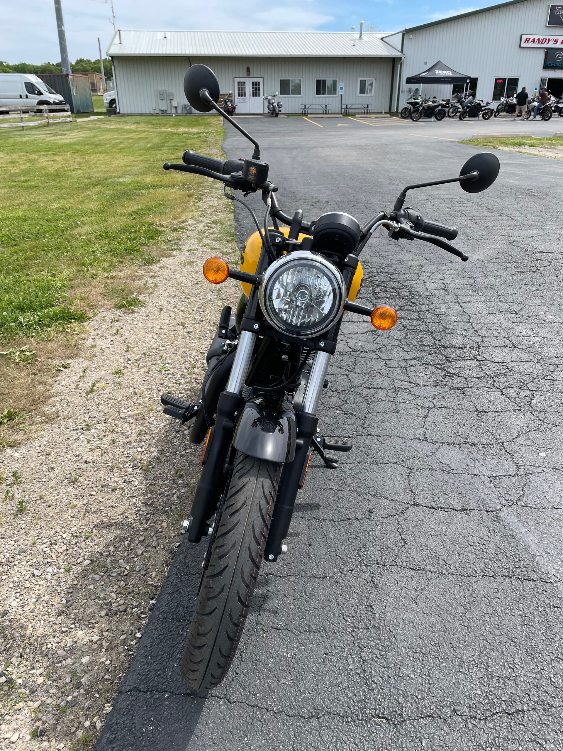 2023 Royal Enfield Meteor 350 at Randy's Cycle