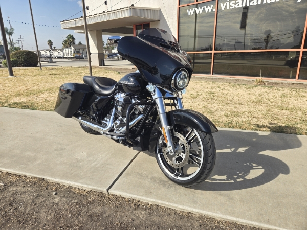 2018 Harley-Davidson Street Glide Base at Visalia Harley-Davidson