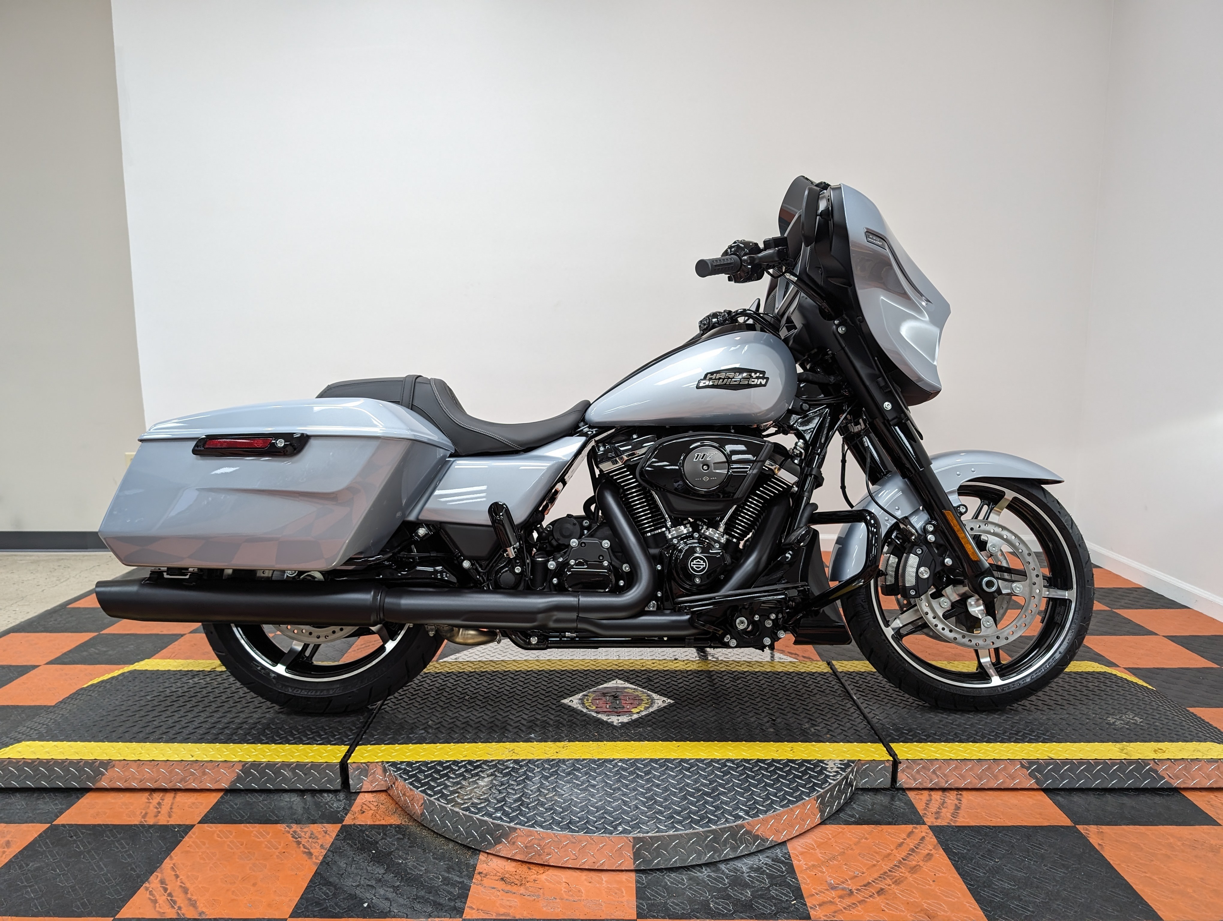 2024 Harley-Davidson Street Glide Base at Harley-Davidson of Indianapolis