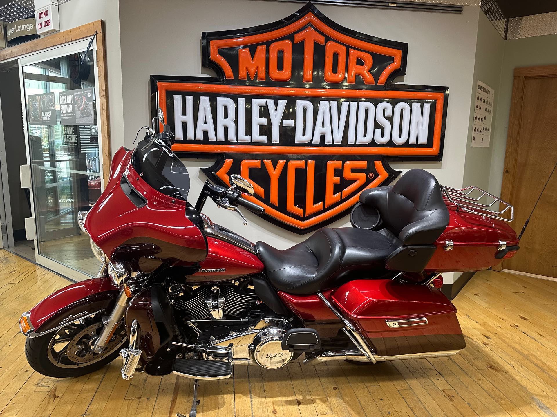 2019 Harley-Davidson Electra Glide Ultra Limited at Zips 45th Parallel Harley-Davidson