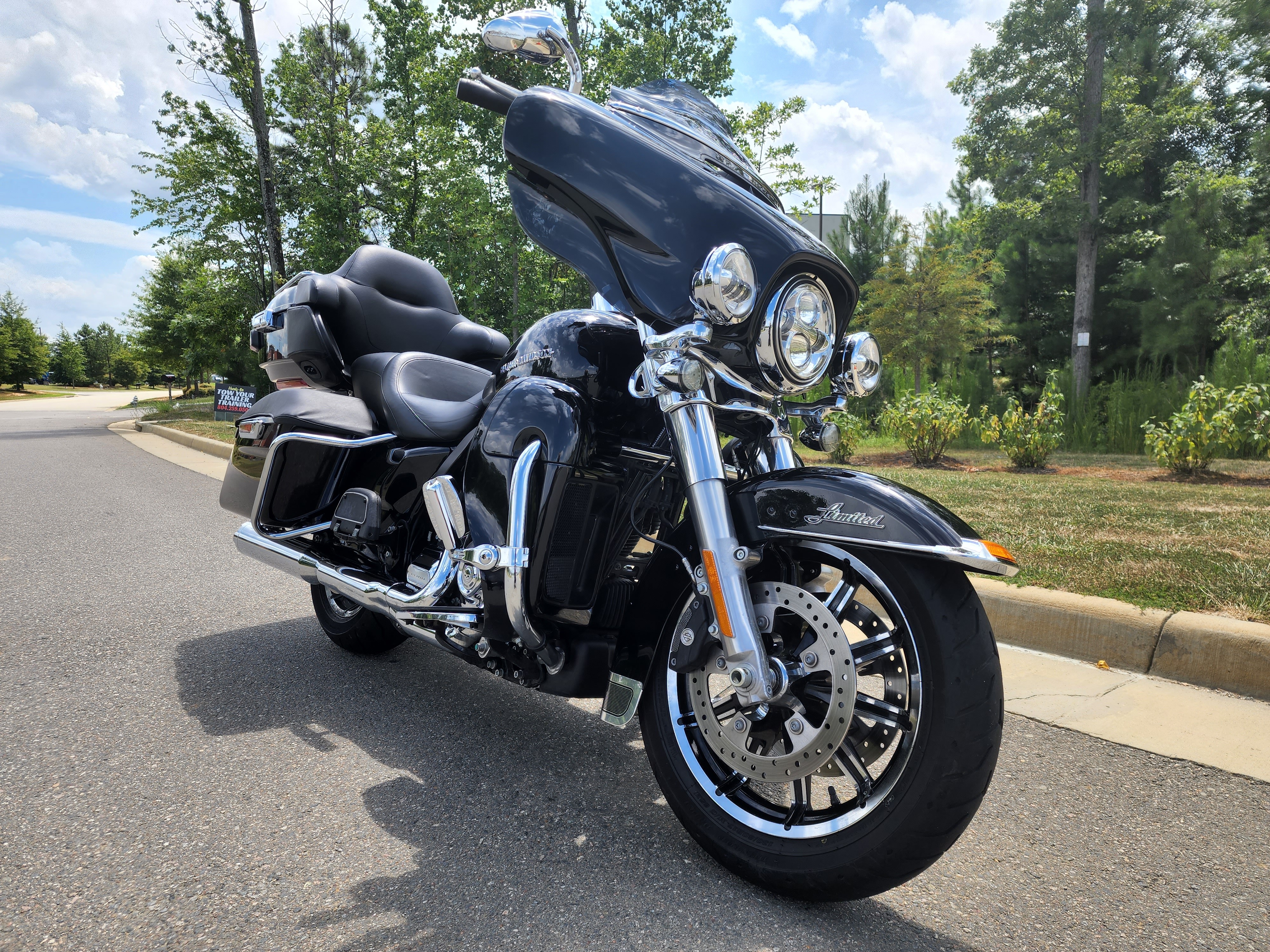 2019 Harley-Davidson Electra Glide Ultra Limited at Richmond Harley-Davidson