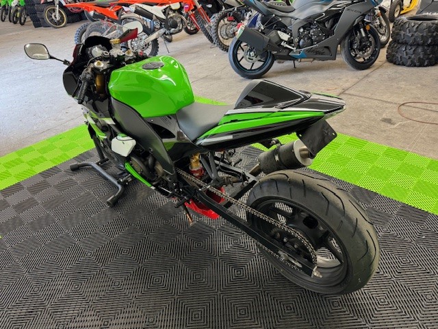 2005 Kawasaki Ninja ZX-10R at Hebeler Sales & Service, Lockport, NY 14094