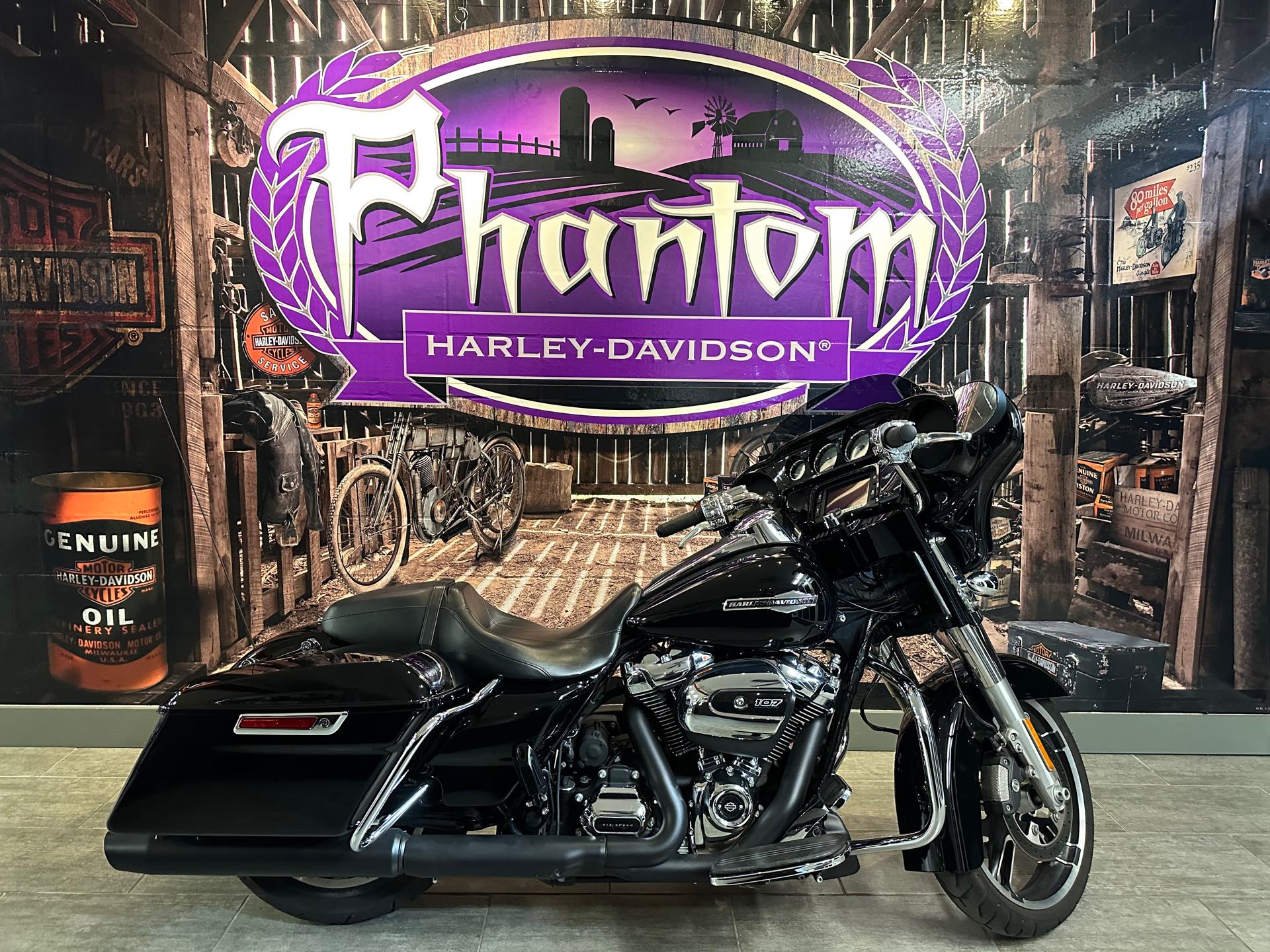 2017 Harley-Davidson Street Glide Special at Phantom Harley-Davidson