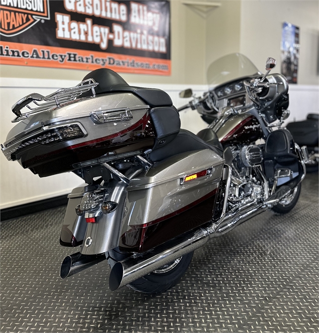 2015 Harley-Davidson Electra Glide CVO Limited at Gasoline Alley Harley-Davidson