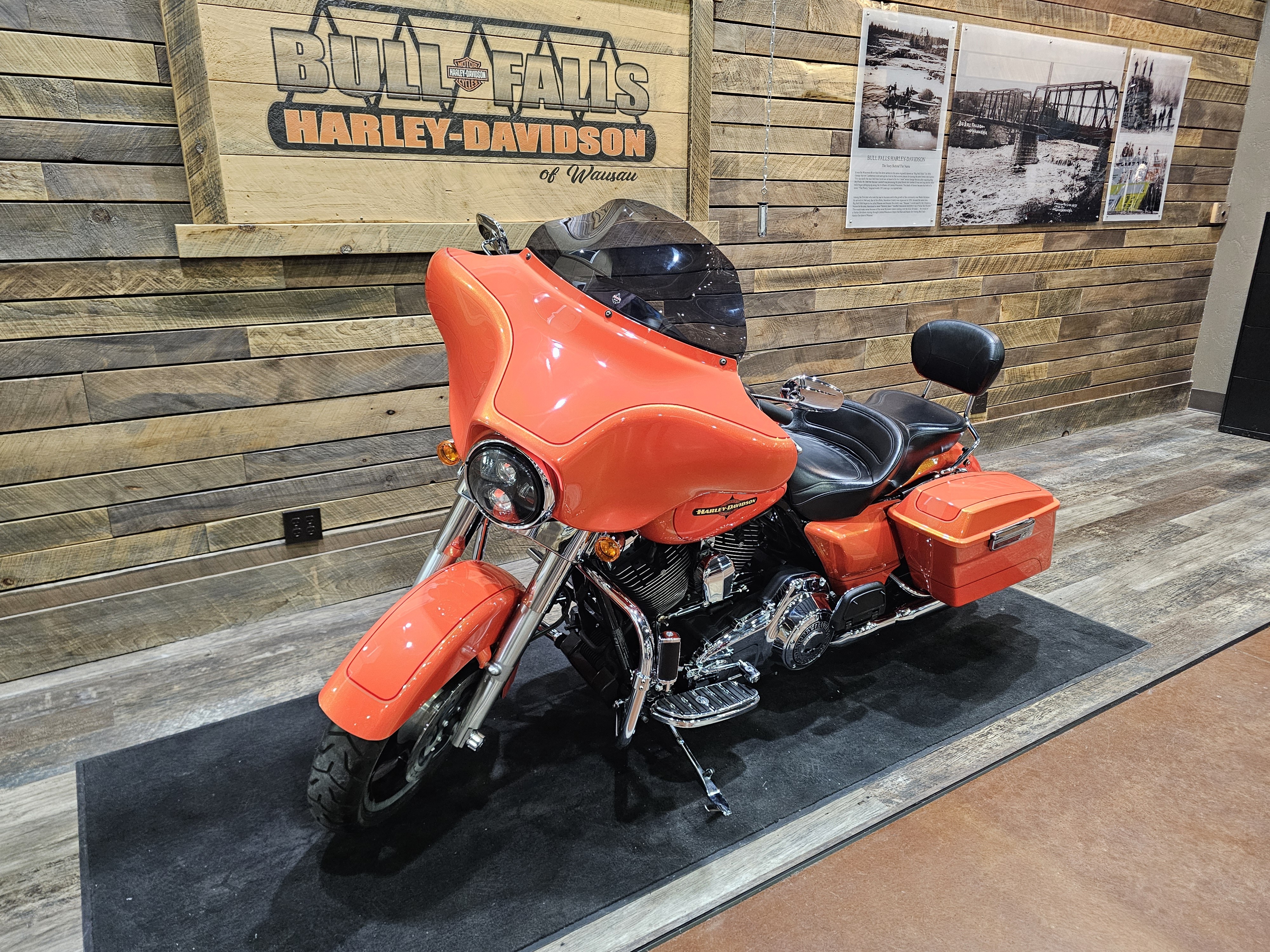 2012 Harley-Davidson Street Glide Base at Bull Falls Harley-Davidson