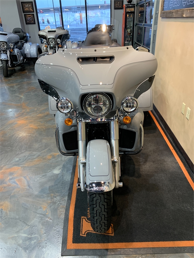 2024 Harley-Davidson Trike Tri Glide Ultra at Vandervest Harley-Davidson, Green Bay, WI 54303