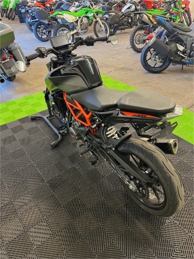 2023 KTM Duke 390 at Hebeler Sales & Service, Lockport, NY 14094