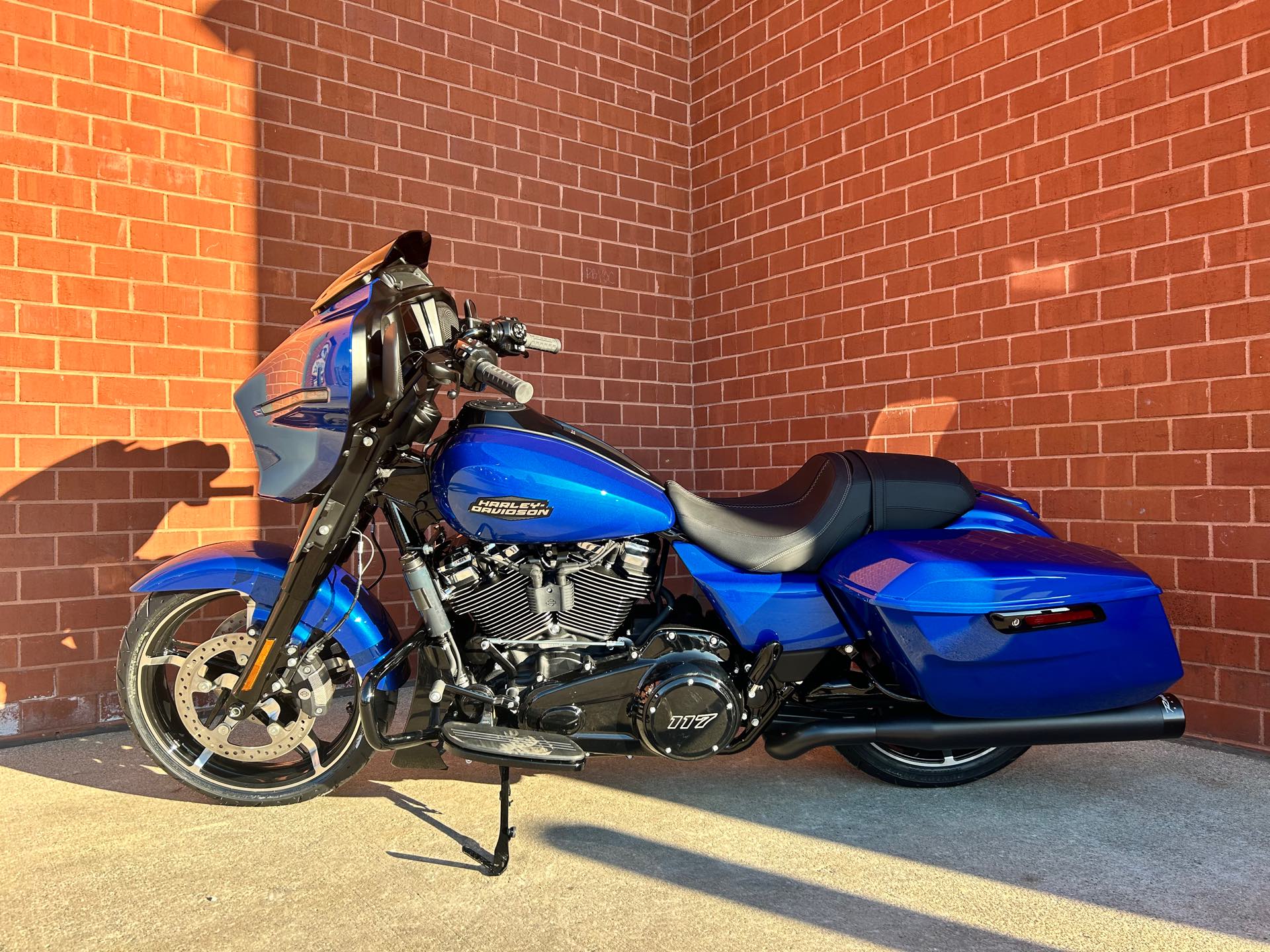 2024 Harley-Davidson Street Glide Base at Arsenal Harley-Davidson