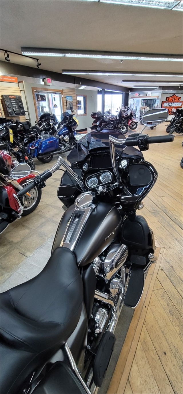 2021 Harley-Davidson Grand American Touring Road Glide Limited at Zips 45th Parallel Harley-Davidson