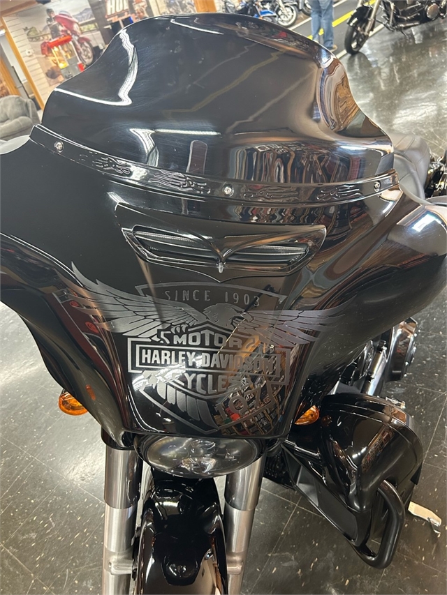 2015 Harley-Davidson Street Glide Base at Holeshot Harley-Davidson