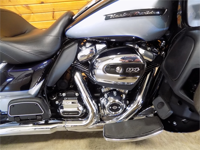 2019 Harley-Davidson Road Glide Ultra at St. Croix Harley-Davidson