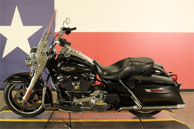 2021 Harley-Davidson Road King at Texas Harley