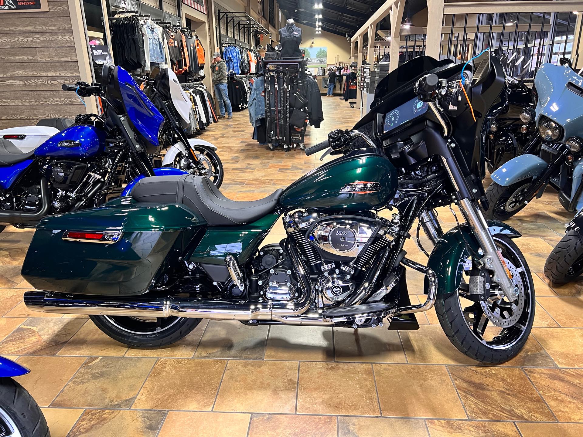 2024 Harley-Davidson Street Glide Base at Man O'War Harley-Davidson®