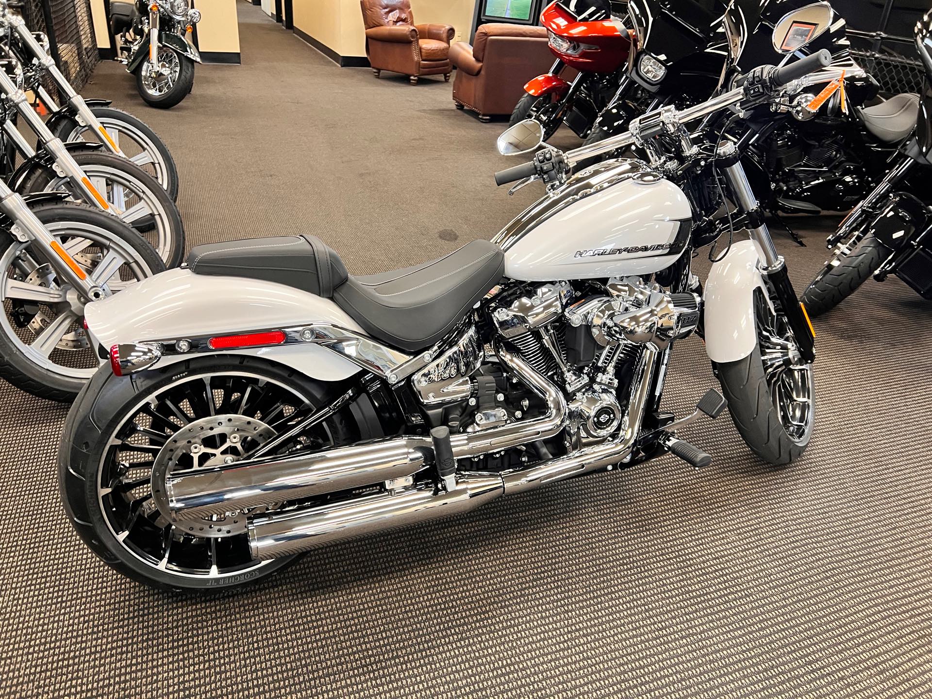 2024 Harley-Davidson Softail Breakout at Man O'War Harley-Davidson®