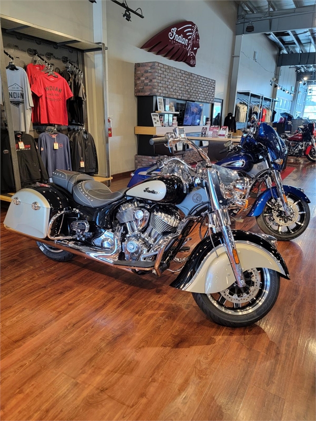 2022 Indian Springfield Base at Indian Motorcycle of Northern Kentucky