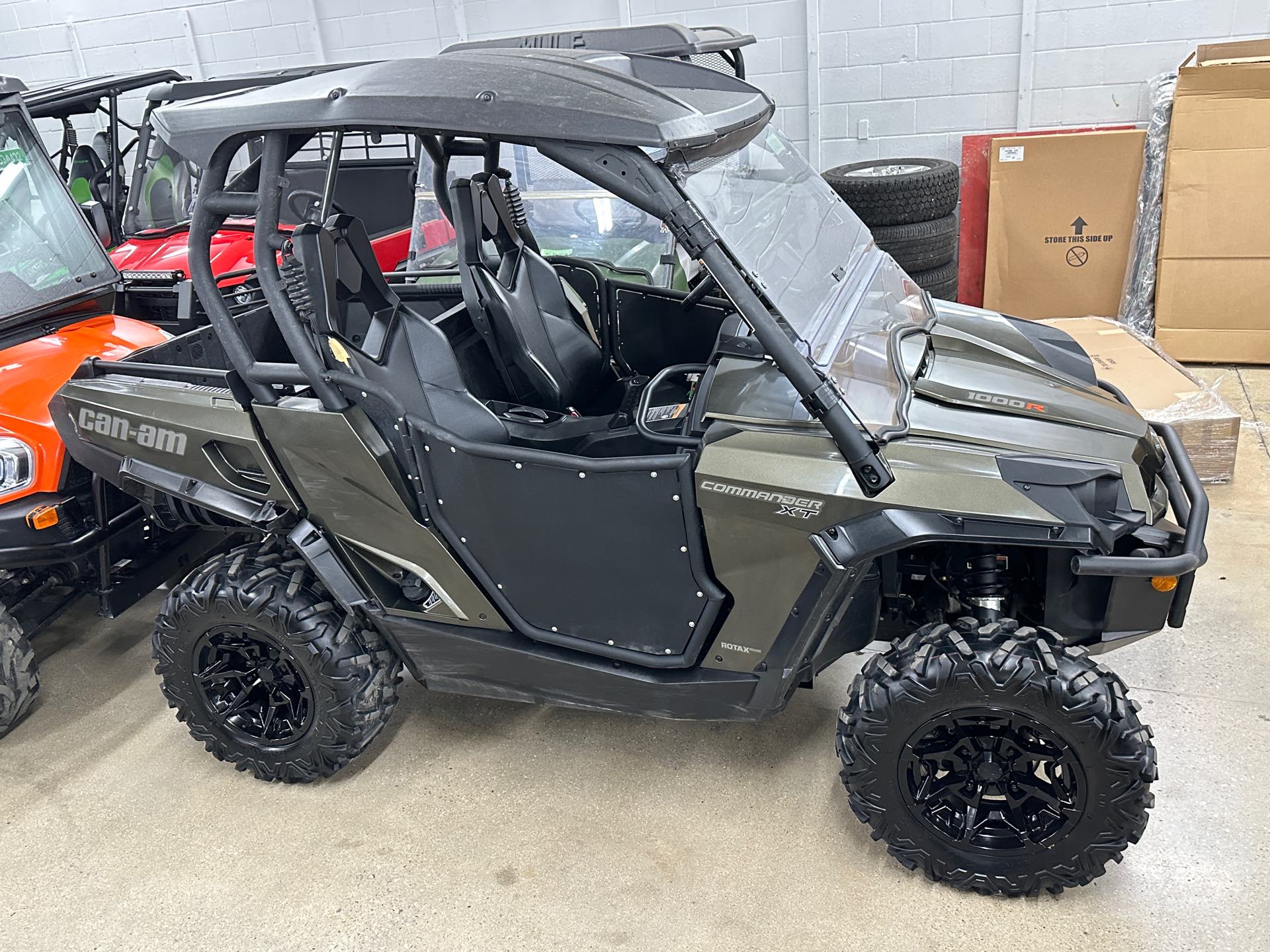 2020 Can-Am Commander XT 1000R at ATVs and More