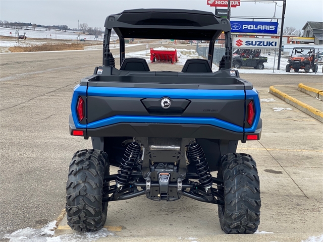 2023 Can-Am Commander XT 700 at Motor Sports of Willmar
