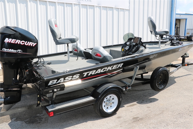 2011 Tracker Pro Team 190 Tx at Jerry Whittle Boats