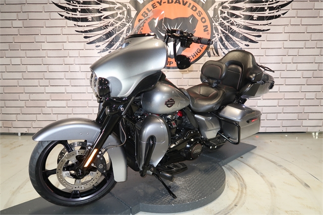 2019 Harley-Davidson Electra Glide CVO Limited at Wolverine Harley-Davidson