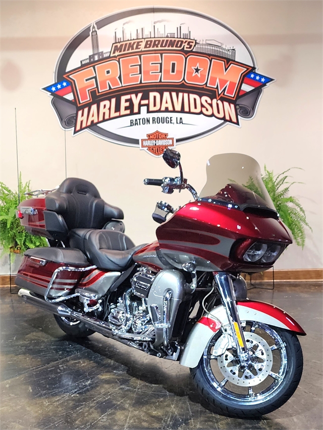 2016 Harley-Davidson Road Glide CVO Ultra at Mike Bruno's Freedom Harley-Davidson