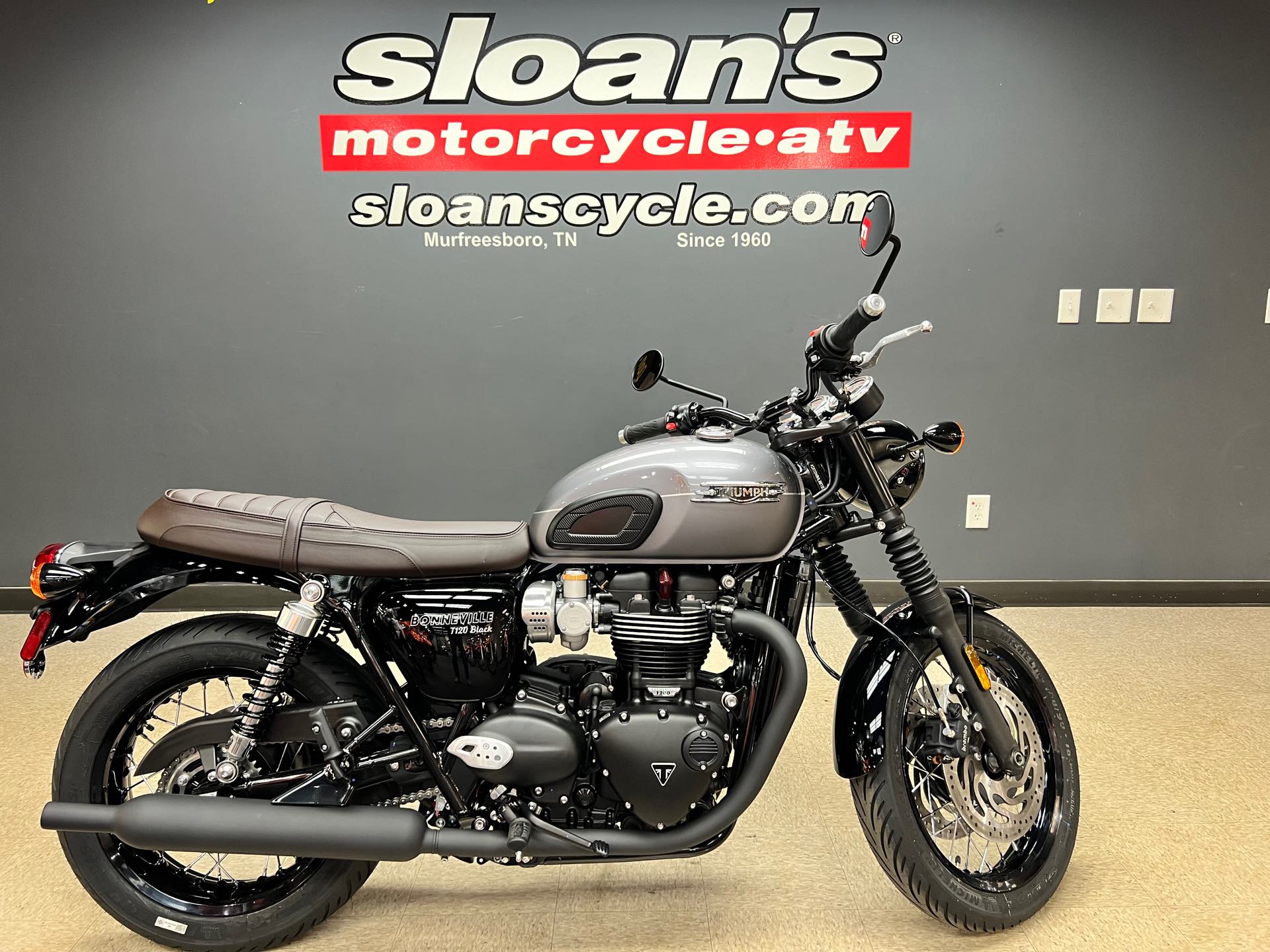 2024 Triumph Bonneville T120 Black at Sloans Motorcycle ATV, Murfreesboro, TN, 37129