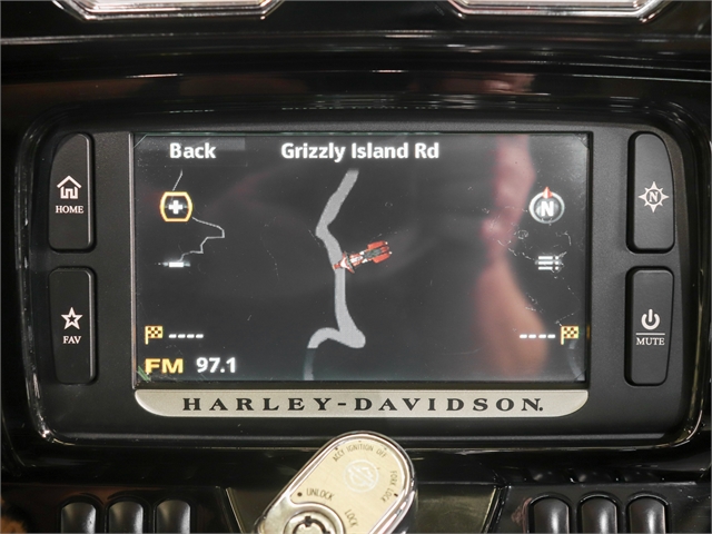 2017 Harley-Davidson Street Glide Special at Friendly Powersports Slidell