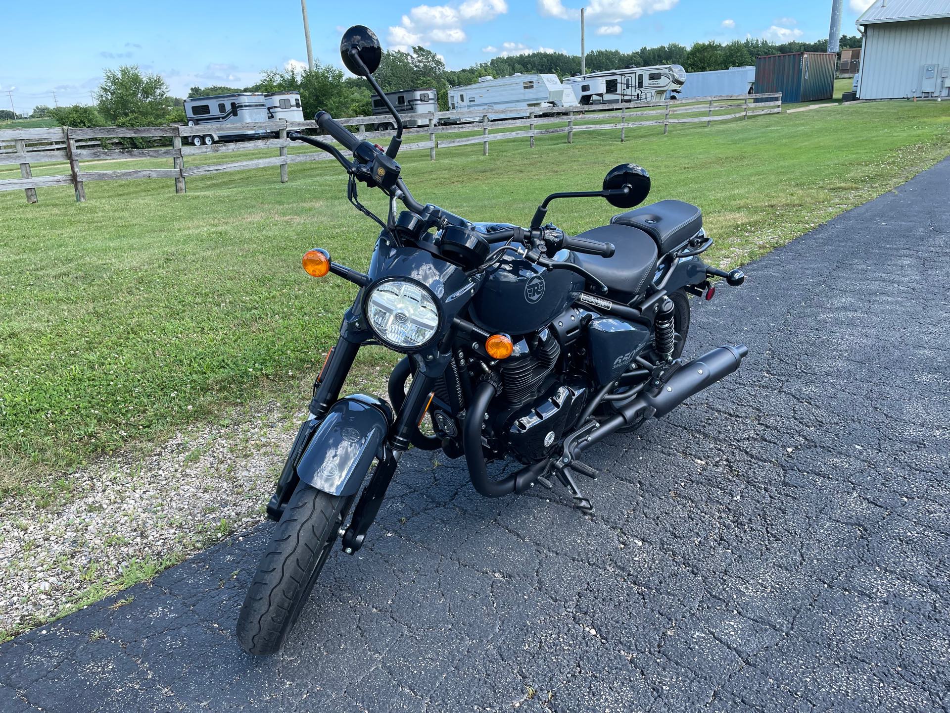 2024 Royal Enfield Shotgun 650 at Randy's Cycle