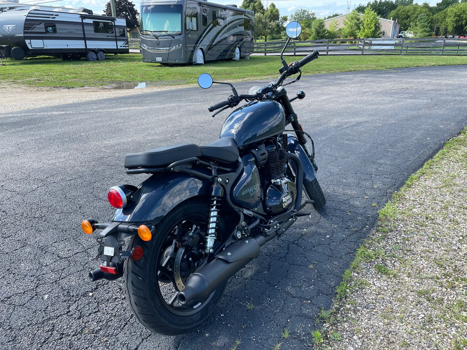 2024 Royal Enfield Shotgun 650 at Randy's Cycle