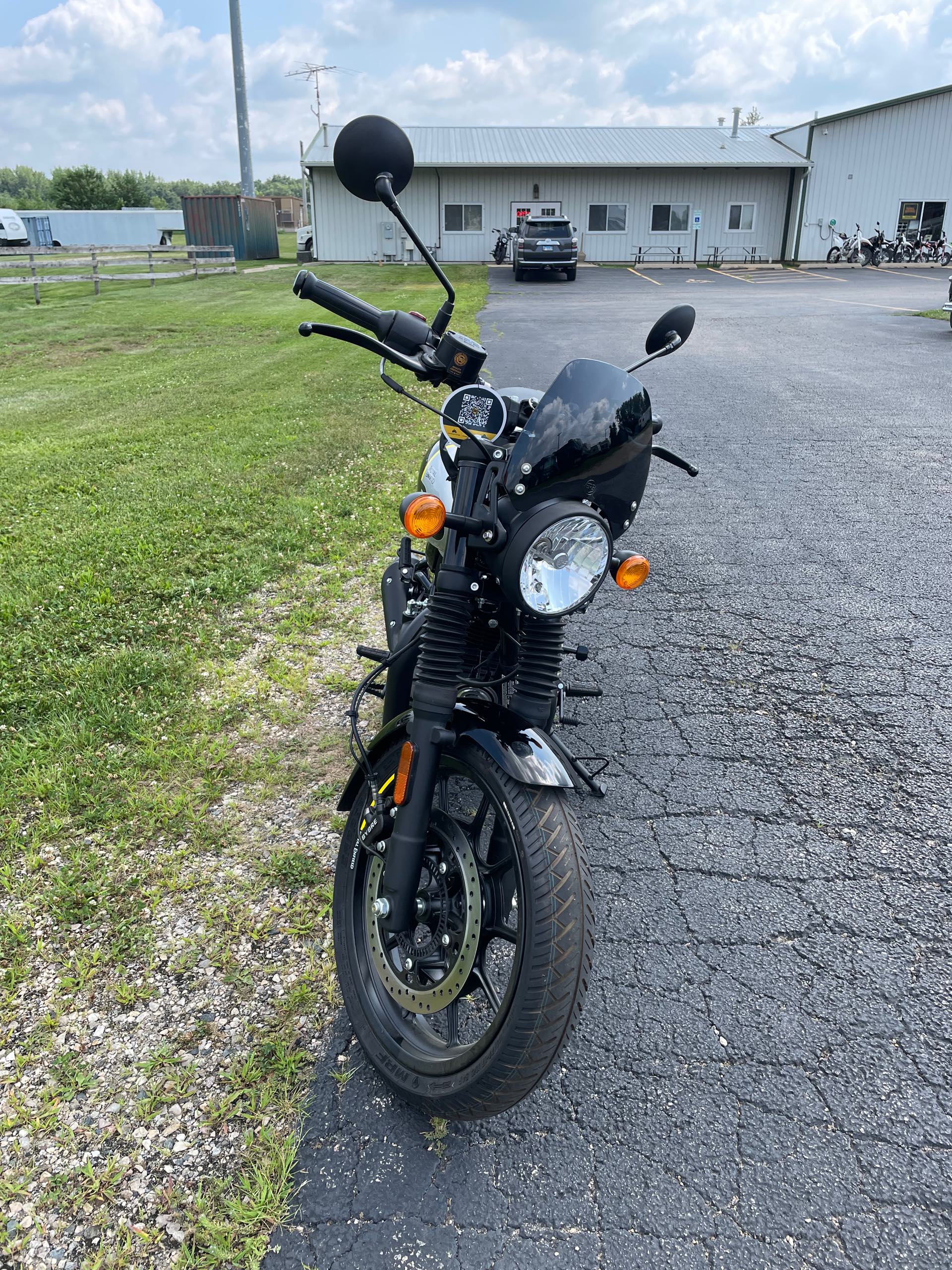 2023 Royal Enfield Hunter 350 at Randy's Cycle