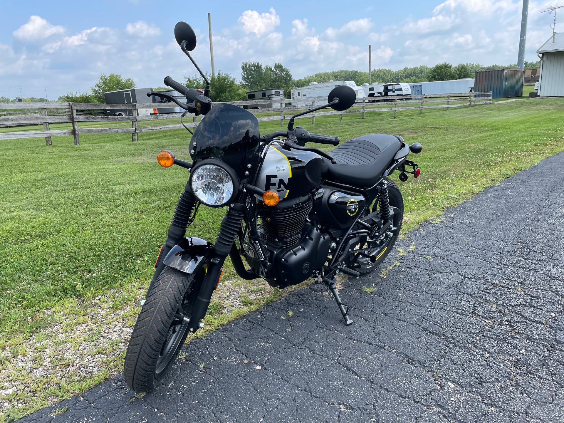 2023 Royal Enfield Hunter 350 at Randy's Cycle