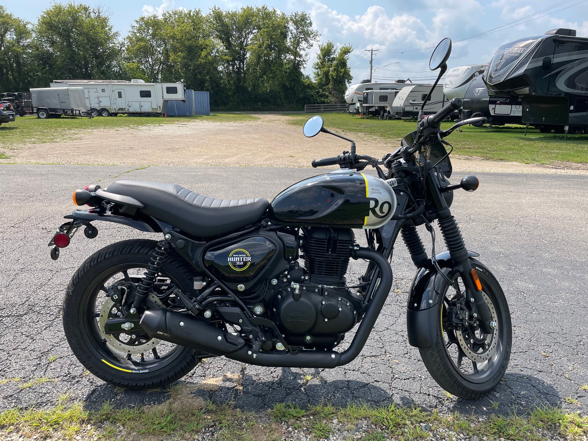 2023 Royal Enfield Hunter 350 at Randy's Cycle