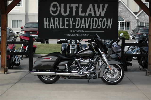 2021 Harley-Davidson Grand American Touring Street Glide at Outlaw Harley-Davidson
