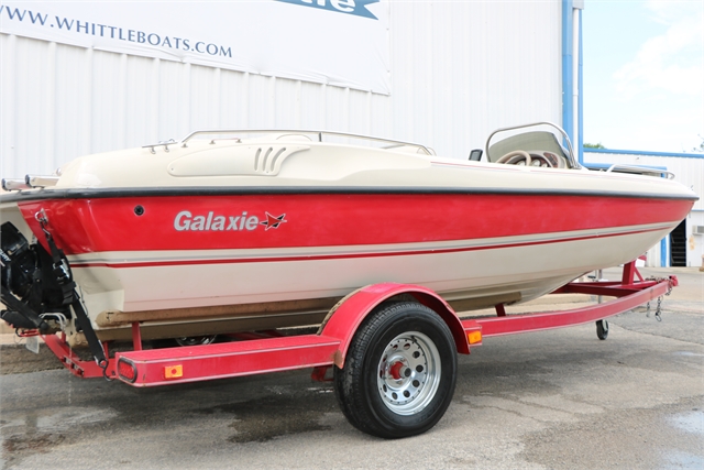2001 Galaxie 1800 Deckboat at Jerry Whittle Boats