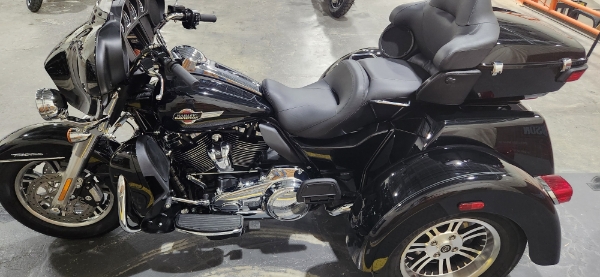 2024 Harley-Davidson Trike Tri Glide Ultra at Lone Wolf Harley-Davidson