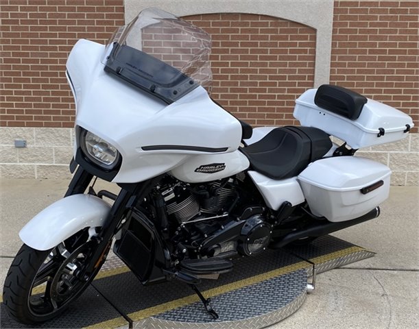 2024 Harley-Davidson Street Glide Base at Roughneck Harley-Davidson