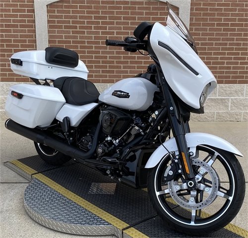 2024 Harley-Davidson Street Glide Base at Roughneck Harley-Davidson