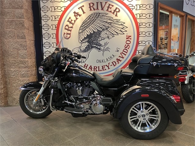 2018 Harley-Davidson Trike Tri Glide Ultra at Great River Harley-Davidson