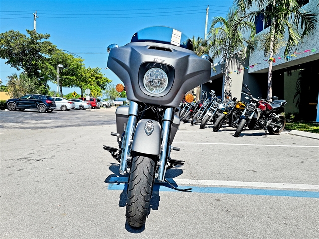 2020 Indian Chieftain 111 at Fort Lauderdale