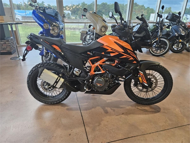 2024 KTM Adventure 390 at Indian Motorcycle of Northern Kentucky