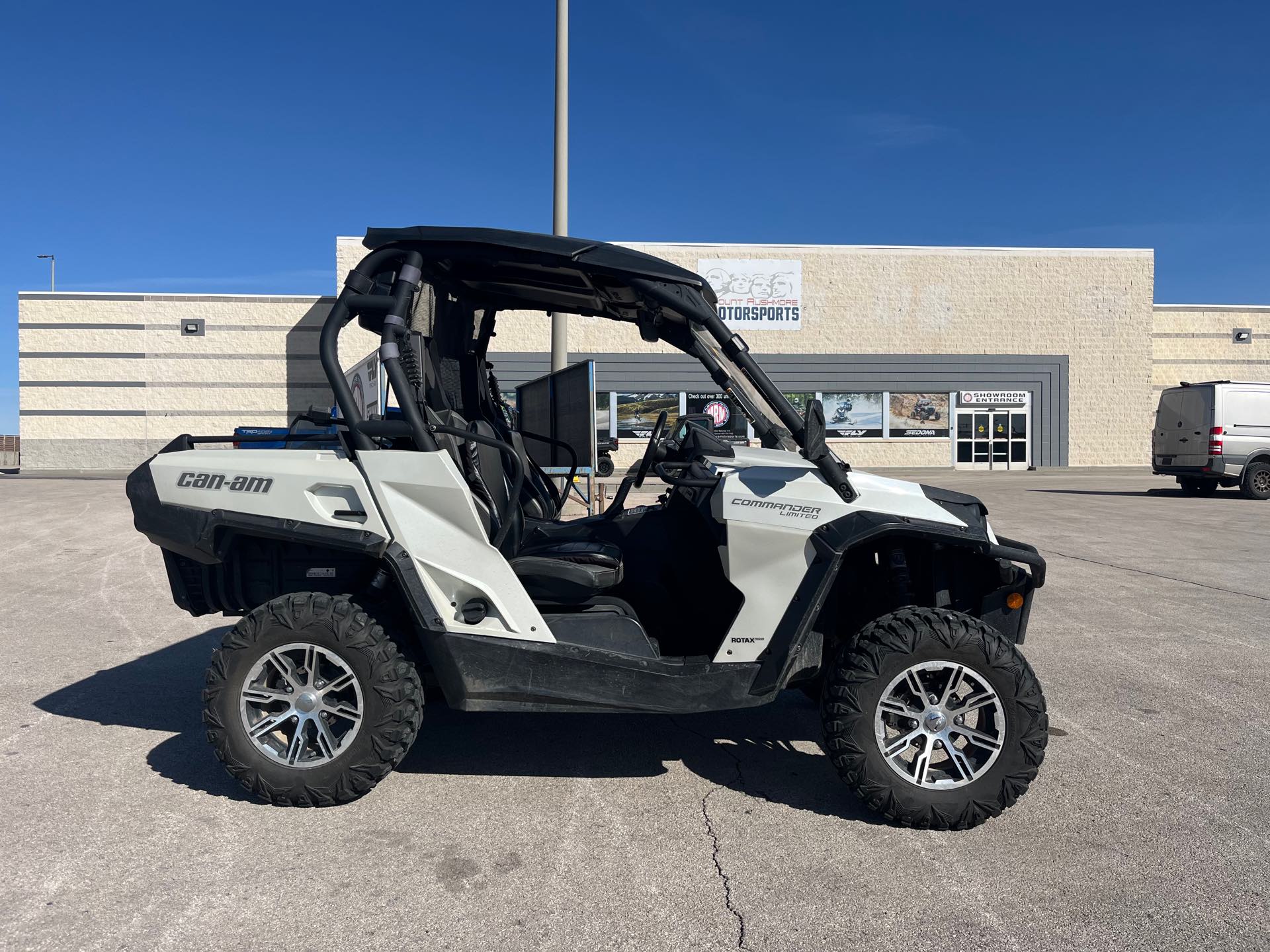 2014 Can-Am Commander 1000 Limited at Mount Rushmore Motorsports