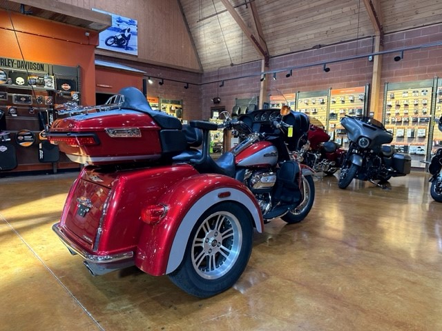 2019 Harley-Davidson Trike Tri Glide Ultra at Legacy Harley-Davidson